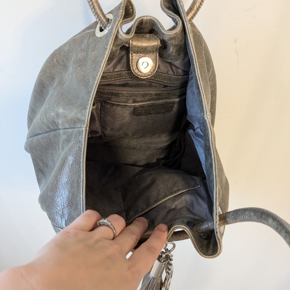 Michael Michael Kors Gold Ring Tote Shoulder Bag - Picture 10 of 11